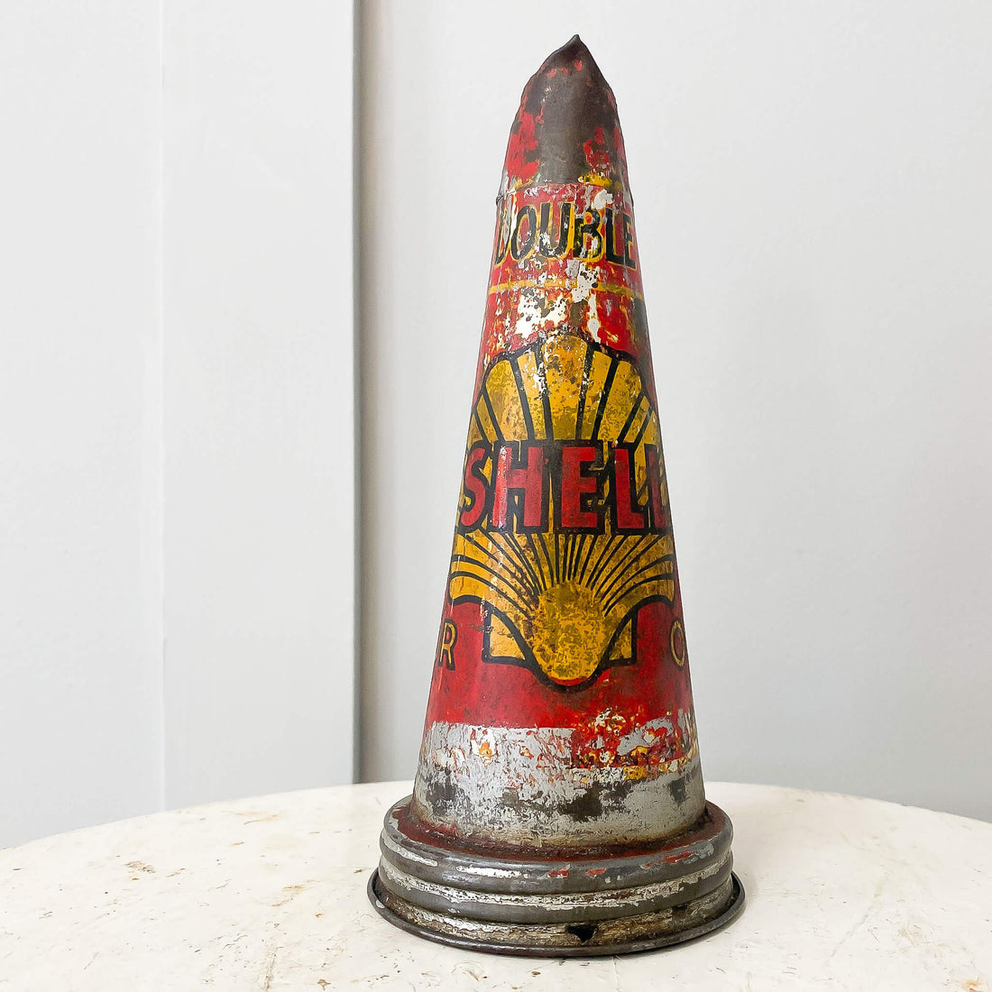 An Early Shell Oil Bottle Top