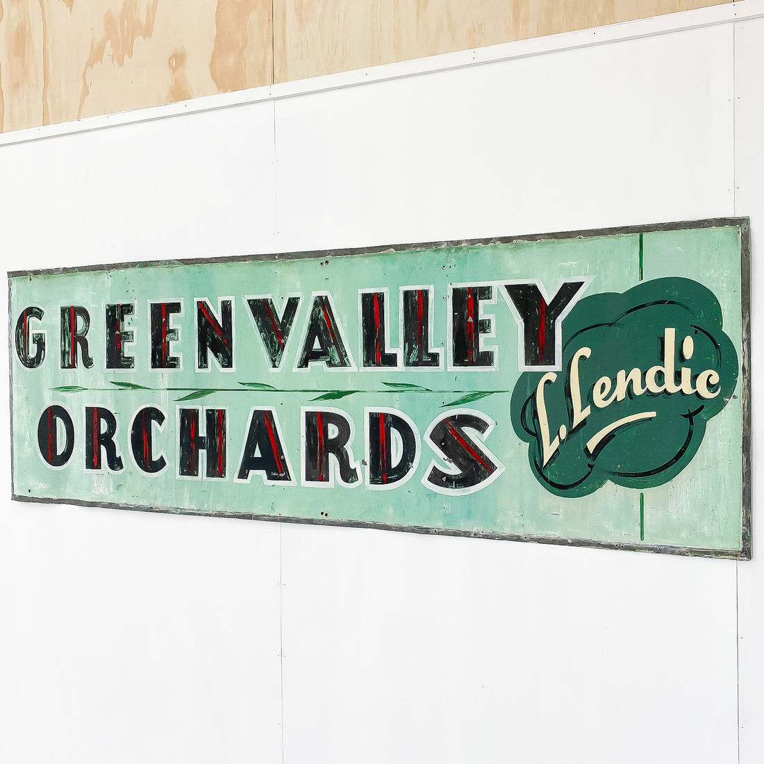 Vintage Orchards Sign